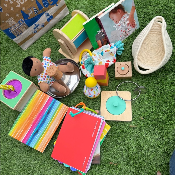 Lovevery Other - Lovevery Toy Bundle from multiple boxes